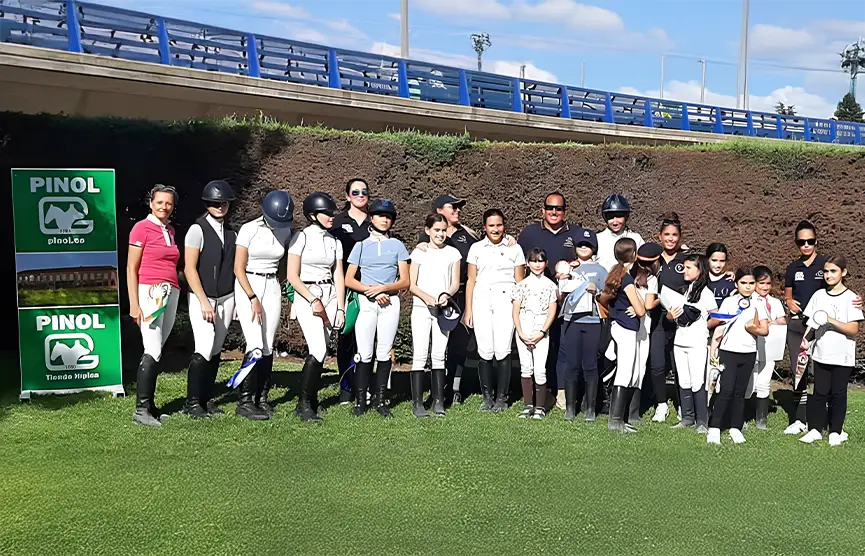 Ganadores de la II Liga de Social de Salto PHR Academy